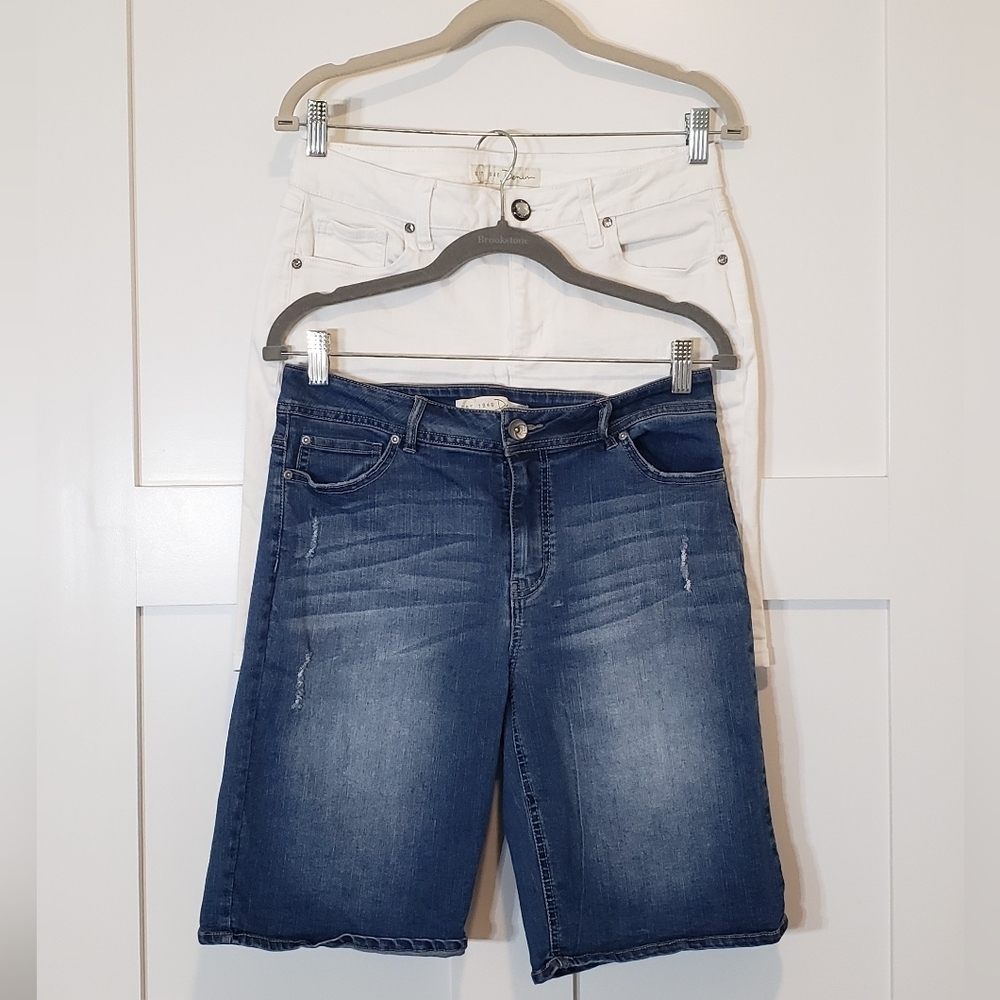 Est. 1946 (Lot of 2) Bermuda Shorts Stretch Blue White Patriotic Sz 8 Patriotic